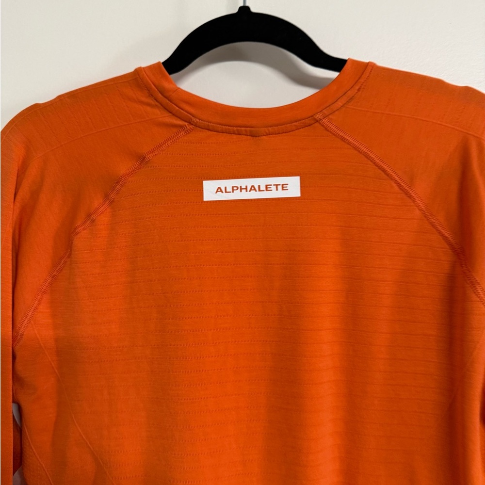 Alphalete long sleeve - Picture 3 of 4